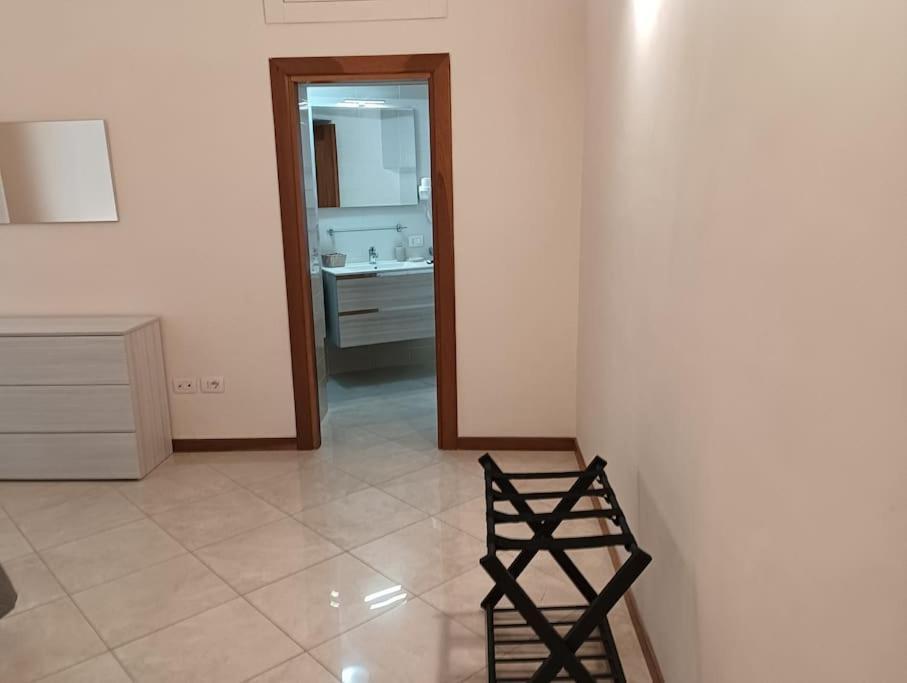 Апартаменты A Casa Di Laura Неаполь Экстерьер фото